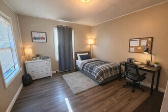 2220 20th St in Lubbock, TX - Foto de edificio - Building Photo