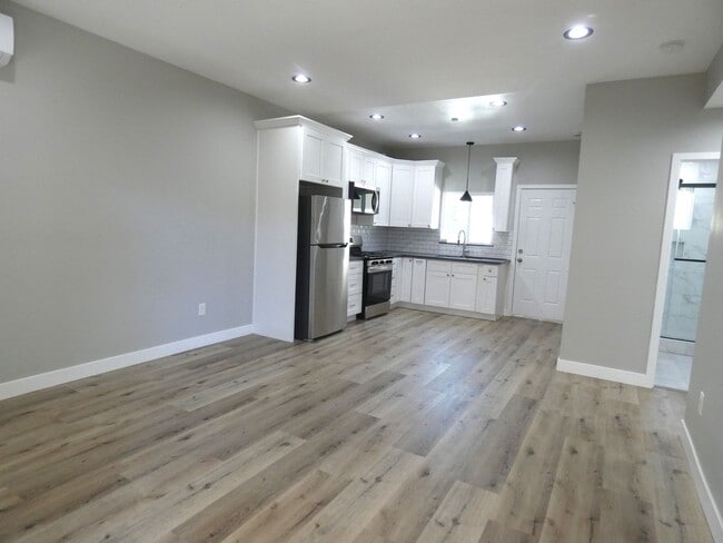 property at 13522 Leffingwell Rd