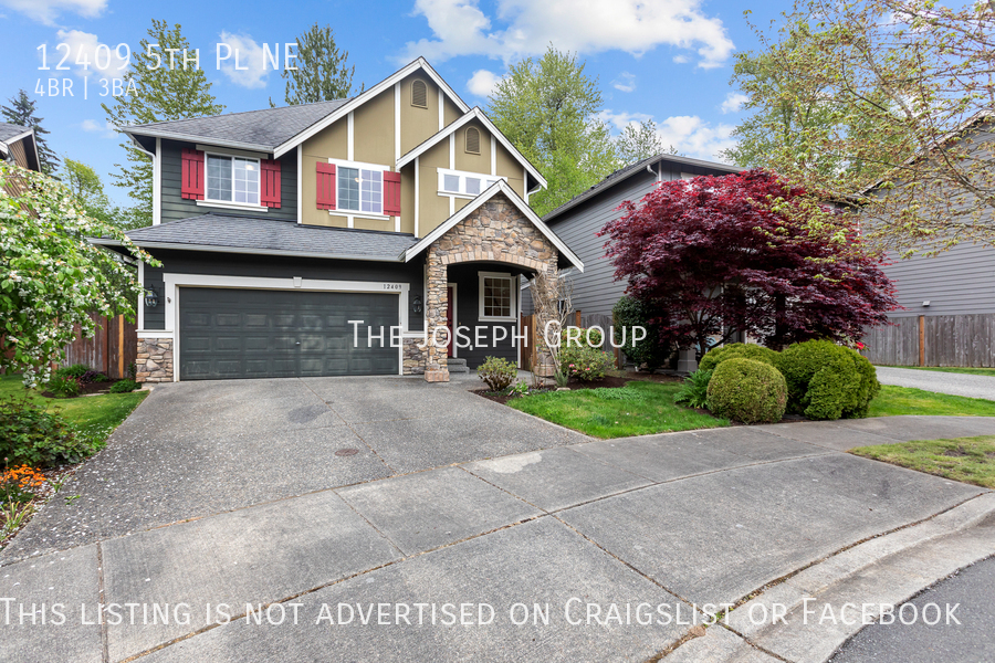 12409 5th Pl NE in Lake Stevens, WA - Building Photo