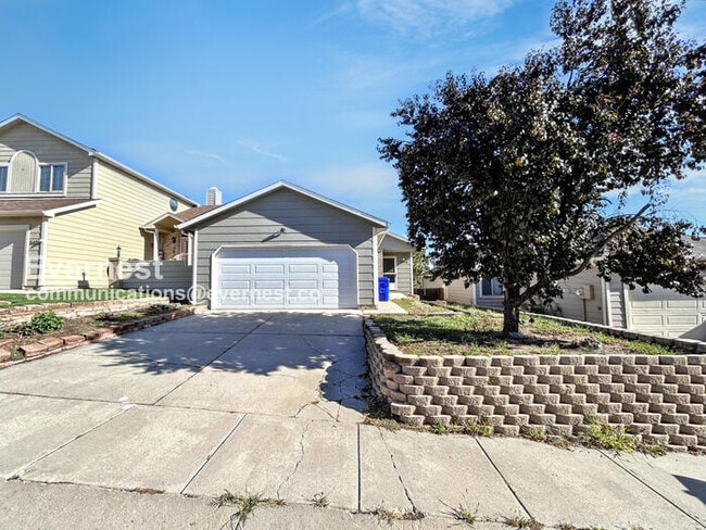 5440 Jennifer Ln in Colorado Springs, CO - Building Photo - Building Photo