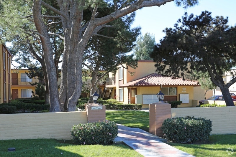 1479 Elder Ave in San Diego, CA - Foto de edificio