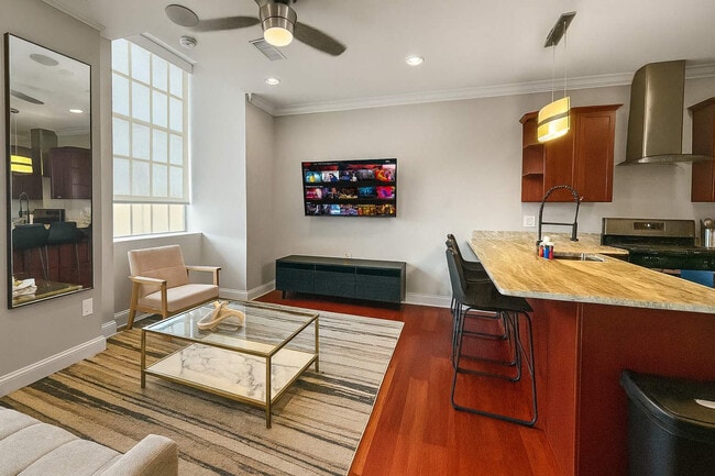 property at 1421 N 5th St