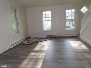 12182 Main St in Fort Loudon, PA - Building Photo - Building Photo