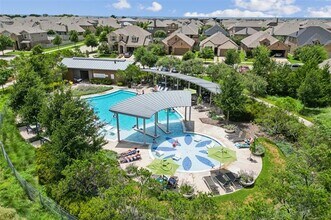 109 Oakmont Dr in Argyle, TX - Building Photo - Building Photo