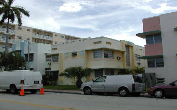 1523 Euclid Ave in Miami Beach, FL - Foto de edificio