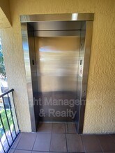 4323 Bayside Village Dr in Tampa, FL - Building Photo - Building Photo