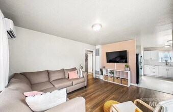 1410 S Newell St in Boise, ID - Building Photo - Building Photo