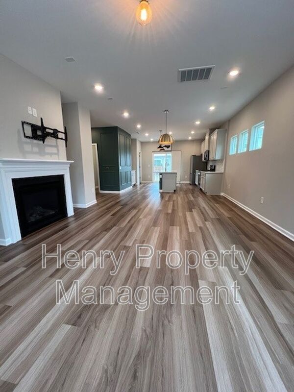 4023 Mahal Ave in Cary, NC - Building Photo - Building Photo