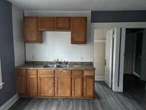 12523 Forest Ave in Cleveland, OH - Building Photo - Building Photo