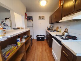 22 Glenbrook Rd, Unit 4 in Stamford, CT - Building Photo