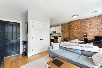 19 Medford St in Chelsea, MA - Building Photo - Building Photo