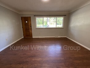 1724 McClintock Ave in Belleville, IL - Building Photo - Building Photo