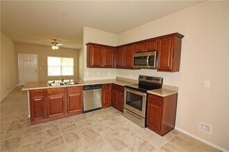 807 SW Green World St in Bentonville, AR - Building Photo - Building Photo