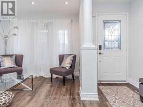 49 Convoy Crescent in Vaughan, ON - Building Photo - Building Photo