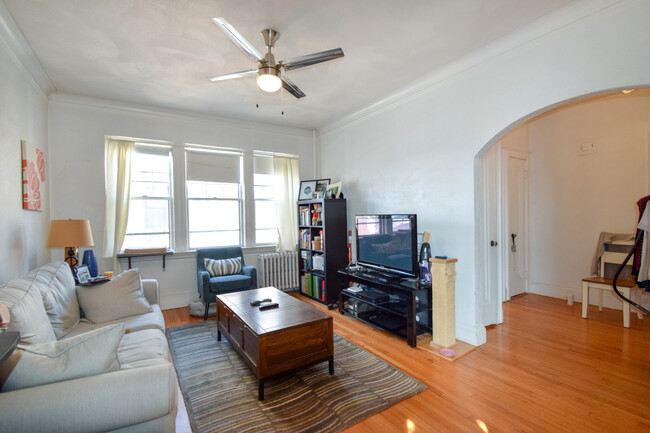 4 Chiswick Rd, Unit 35 in Boston, MA - Building Photo - Building Photo