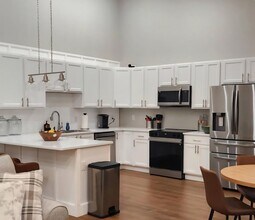 6384 W Flanders Ln in Crystal River, FL - Building Photo - Building Photo