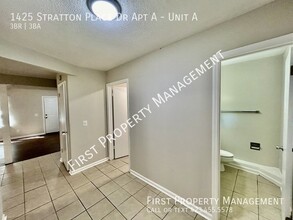 1425 Stratton Pl Dr-Unit -Unit A in Chattanooga, TN - Building Photo - Building Photo