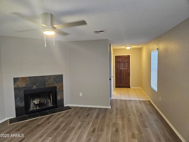 1530 E Mineral Rd in Gilbert, AZ - Building Photo - Building Photo