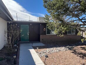 13420 Reo Rd NE in Albuquerque, NM - Building Photo - Building Photo