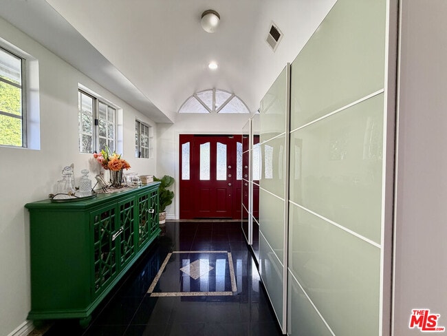 7764 Fountain Ave in West Hollywood, CA - Building Photo - Building Photo