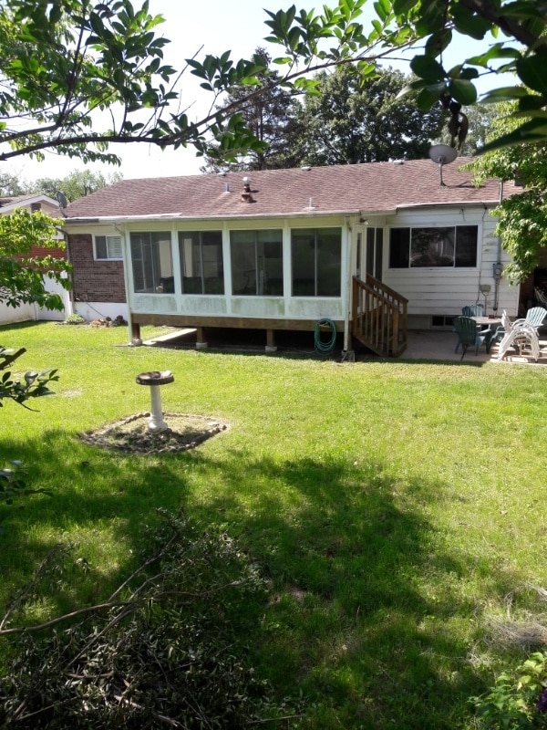 9663 Yorkshire Estates Dr in St. Louis, MO - Building Photo - Building Photo