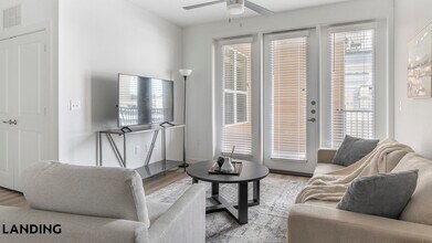 217 S Garland Ave, Unit 2206 in Garland, TX - Building Photo - Building Photo