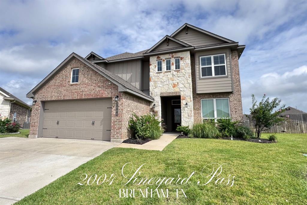 2004 Vineyard Pass in Brenham, TX - Building Photo