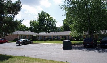 West Redwood in Ypsilanti, MI - Foto de edificio - Building Photo