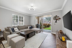 11771 St Andrews Place, Unit 101 in Wellington, FL - Building Photo