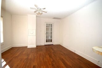 603 S Chestnut St in Mount Olive, NC - Building Photo - Building Photo