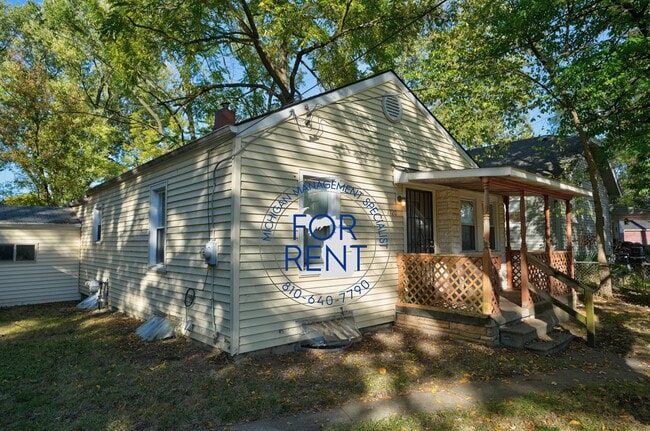 2720 Gibson St in Flint, MI - Foto de edificio - Building Photo