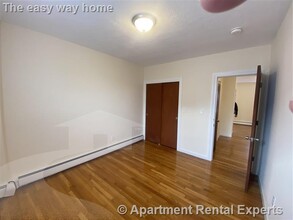 180 N Beacon St-Unit -#3 in Brighton, MA - Building Photo - Building Photo