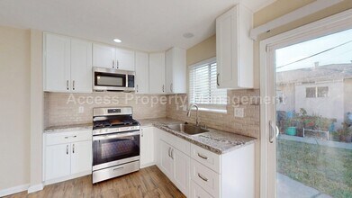 1601 Carver Rd in Modesto, CA - Building Photo - Building Photo