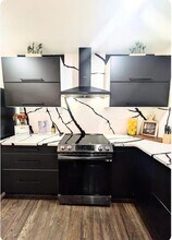1114 Comstock Dr in Charlotte, NC - Building Photo - Building Photo