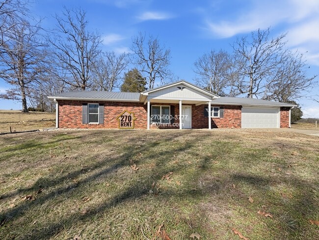 2390 Brandenburg Rd in Brandenburg, KY - Building Photo - Building Photo