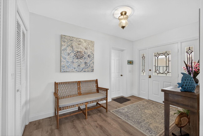16997 Waterbend Dr in Jupiter, FL - Building Photo - Building Photo