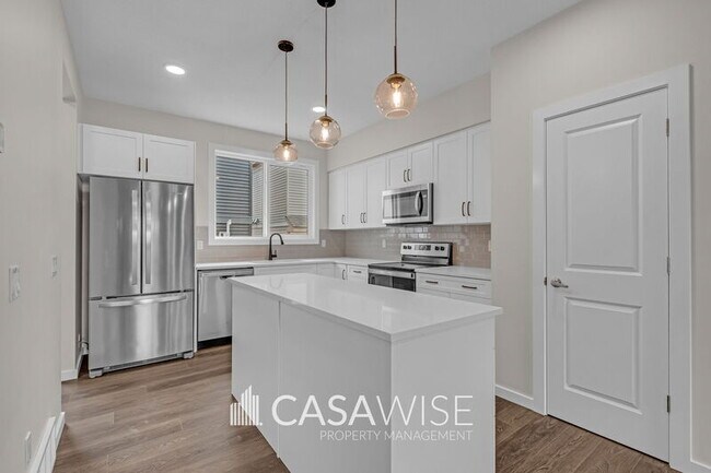20935-20925 25 Ave NW in Edmonton, AB - Building Photo - Building Photo