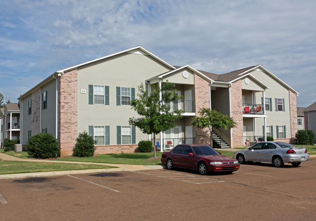 Hampton Park Apartments in Southaven, MS - Building Photo - Building Photo