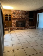 6646 N Thorne Ave in Fresno, CA - Building Photo - Building Photo