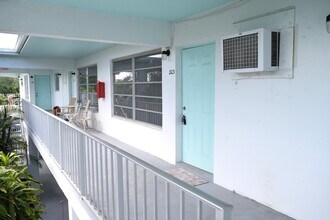 710 N K St in Lake Worth Beach, FL - Building Photo - Building Photo