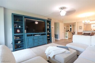 25808 Cockleshell Dr in Bonita Springs, FL - Building Photo - Building Photo