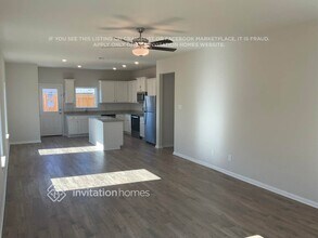 8204 Burnt Orchid Dr in Houston, TX - Building Photo - Building Photo