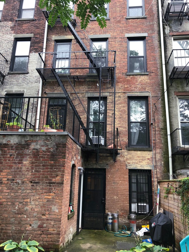 CLASSIC 4-FAMILY BROWNSTONE w GREAT INCOME in Brooklyn, NY - Building Photo - Other