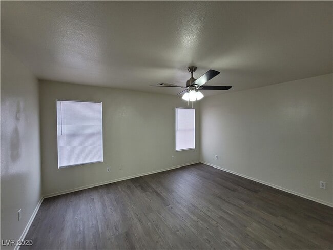 property at 5987 Stone Hollow Ave