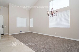 1869 Petaluma Dr in Chula Vista, CA - Foto de edificio - Building Photo