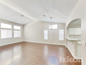 710 Wolf Lake Ave in North Las Vegas, NV - Building Photo - Building Photo