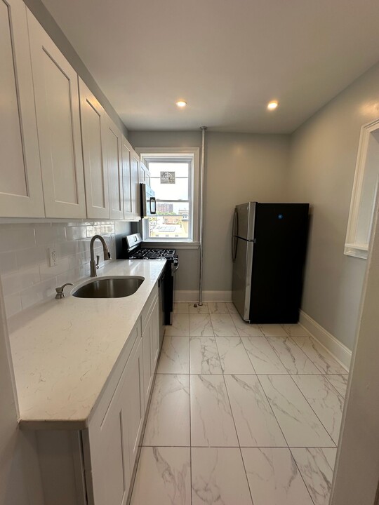 6th at West Hoboken - Union City, NJ in Union City, NJ - Foto de edificio