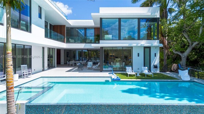 922 NE 78th St in Miami, FL - Building Photo - Building Photo