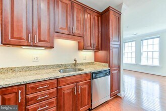 1023 N Royal St in Alexandria, VA - Building Photo - Building Photo