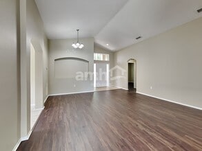 2325 Ole Hickory Dr in Orlando, FL - Building Photo - Building Photo